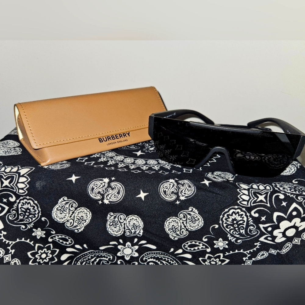 Burberry sunglasses